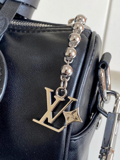 Italian-Inspired Elegant Leather Shoulder Bag