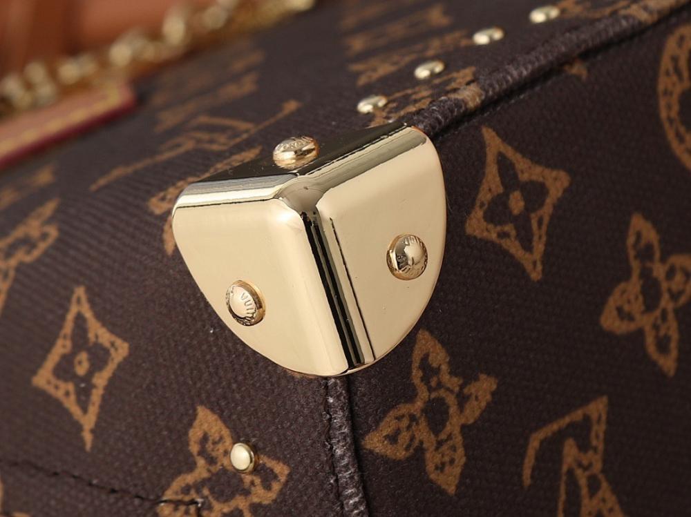 Alma Calfskin Shoulder Bag