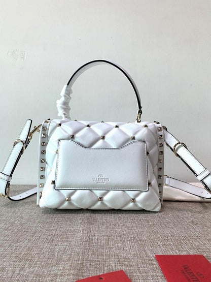 Classic Refined Shoulder Bag