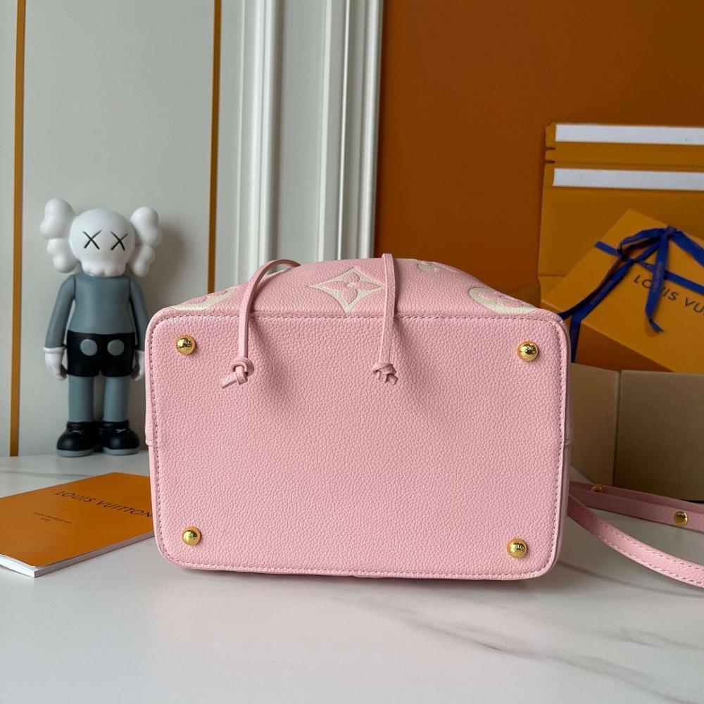 NeoNoe Leather Shoulder Bag
