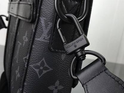 Elegant Messenger Bag