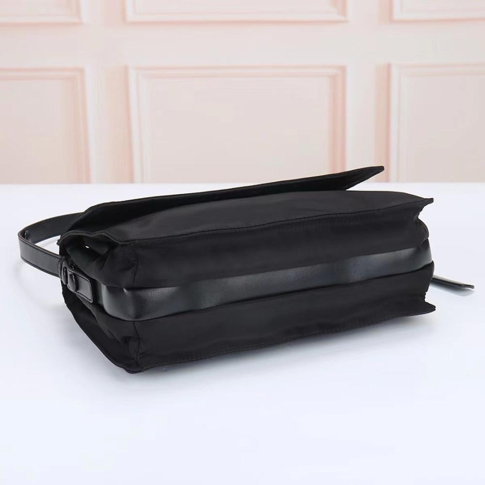 Elegant Refined Quilted Nylon Shoulder Bag