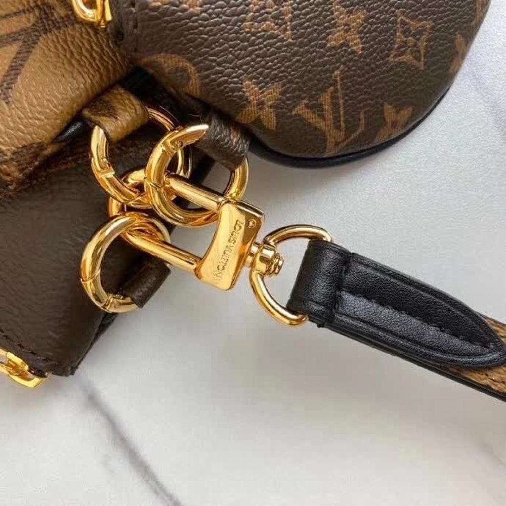 Modern Elegant Top Handle Bag
