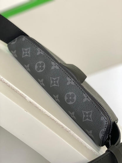 Stylish Canvas Crossbody Bag – Limited Edition