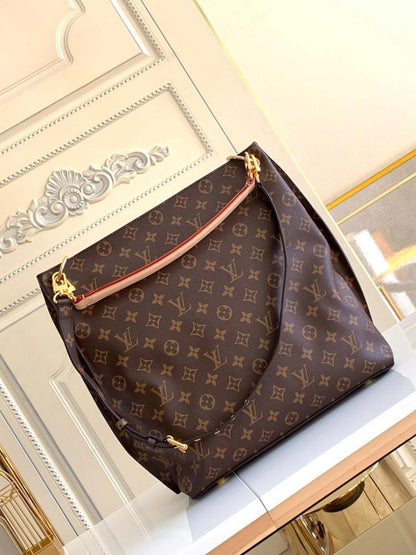 Classic Elegant Shoulder Bag