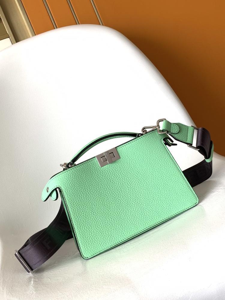 Classic Shoulder Bag
