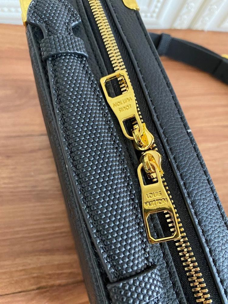 Elegant Refined Studded Leather Shoulder Bag