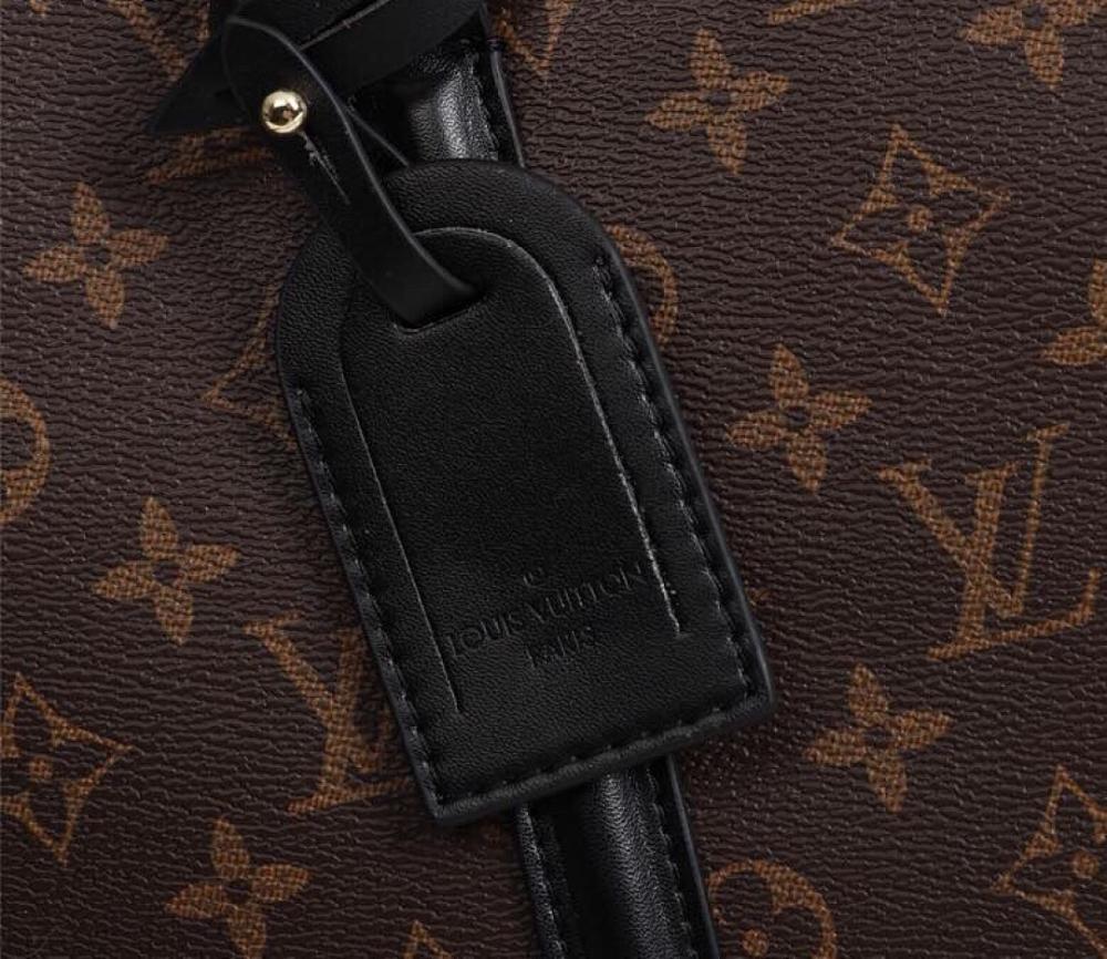 Stylish Refined Gold Monogram Leather Shoulder Bag