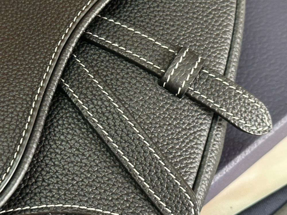 Elegant Refined Black Calfskin Shoulder Bag