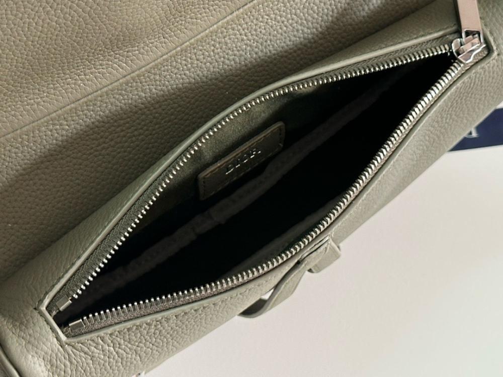 Classic Modern Leather Crossbody Bag