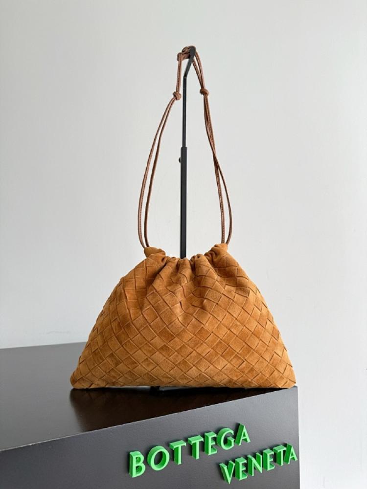 Elegant Leather Shoulder Bag