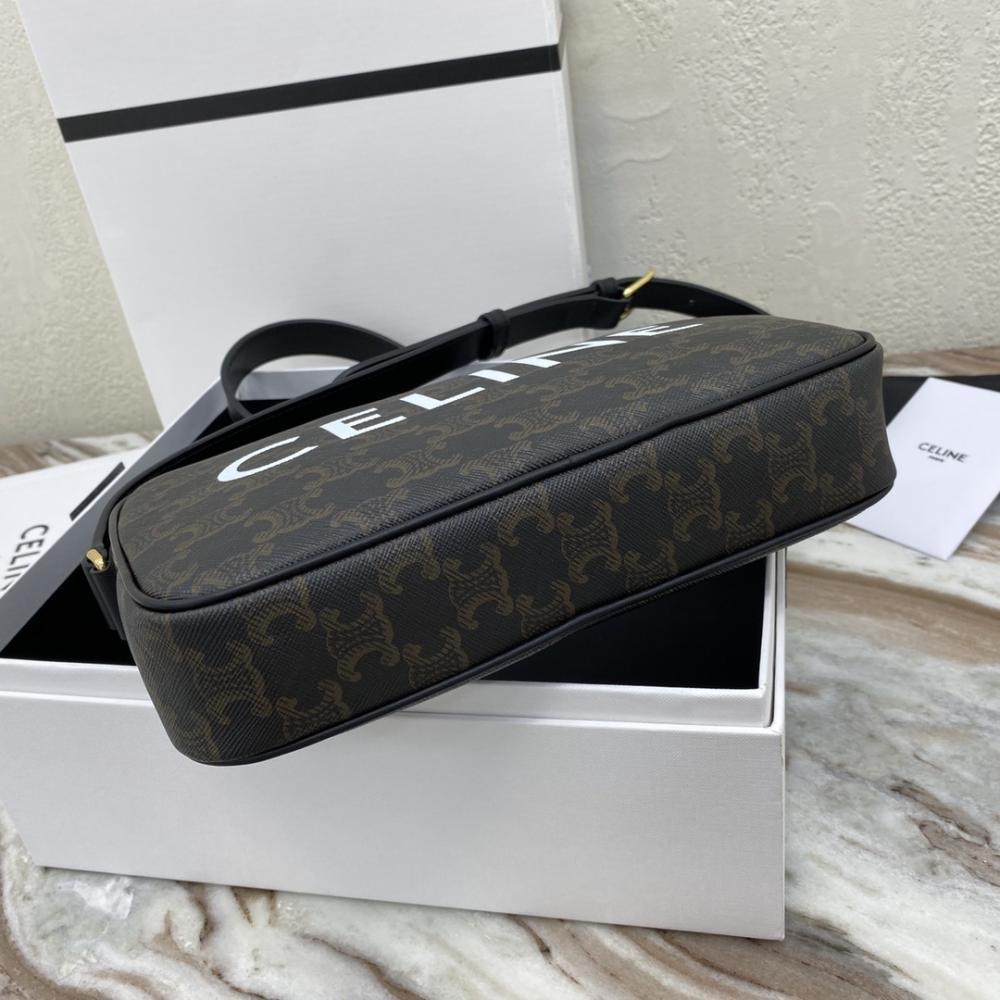 Classic Shoulder Bag