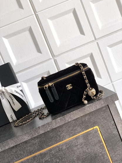 Alma Gold Satin Wallet