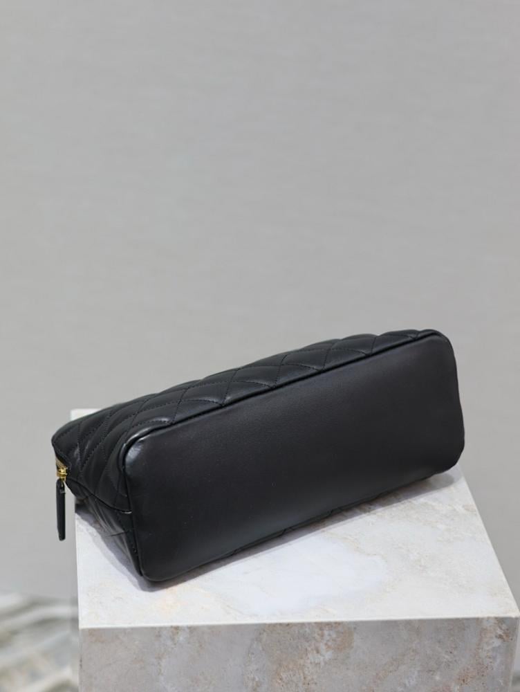 Classic Modern Leather Bag