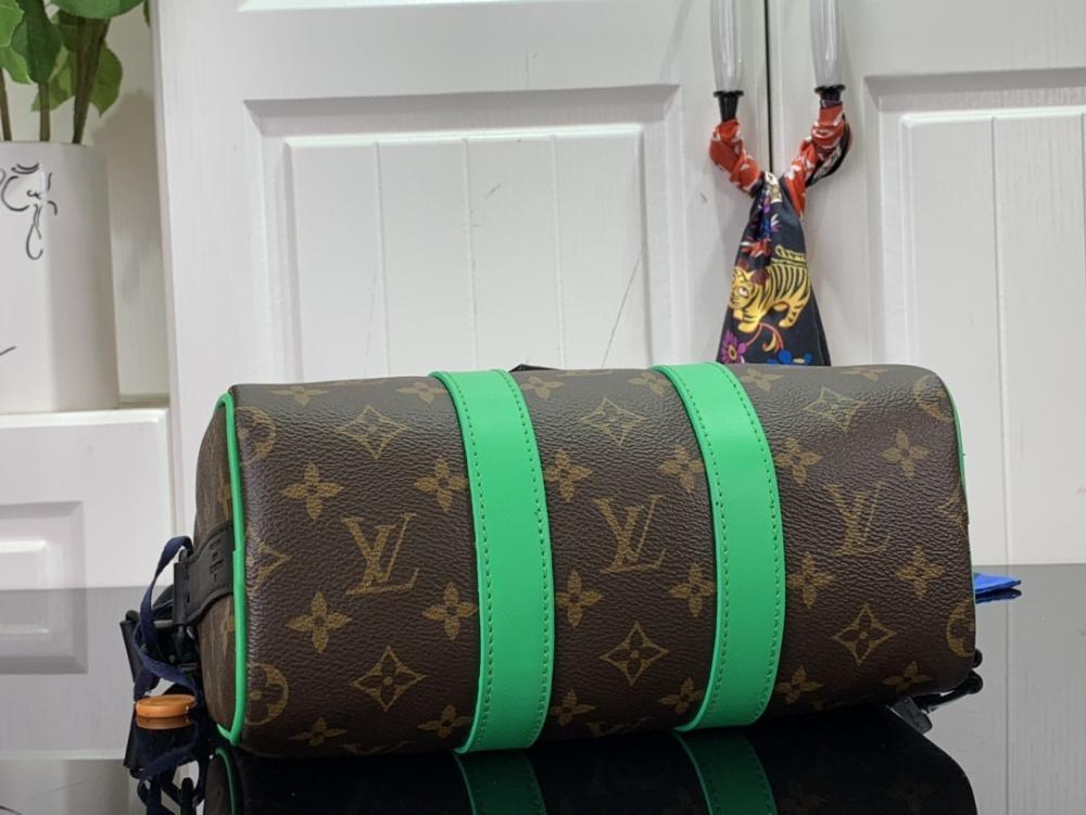 Elegant Travel Bag