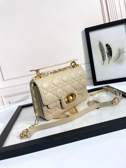 Modern White Leather Shoulder Bag
