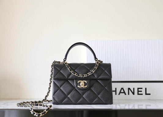 Practical Leather Shoulder Bag