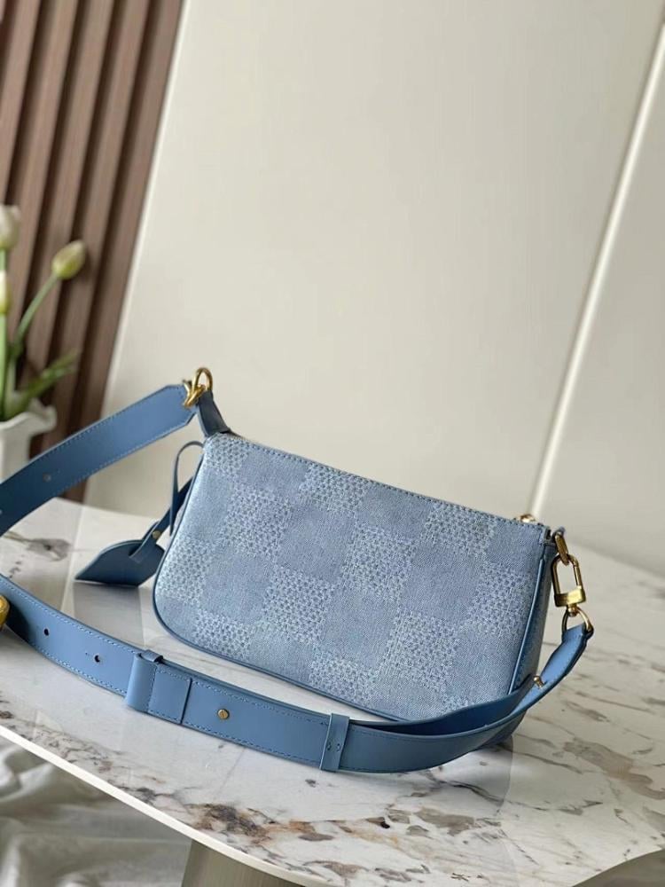 Stylish Refined Denim Shoulder Bag
