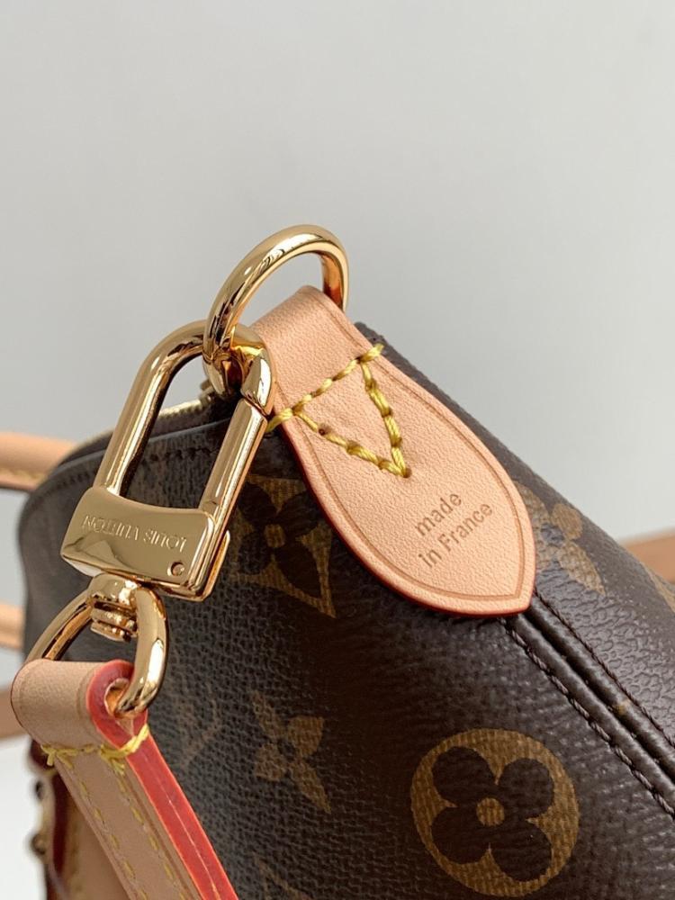 Stylish Leather Shoulder Bag – Limited Edition