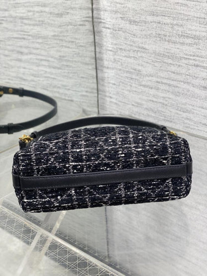 Black Shoulder Bag