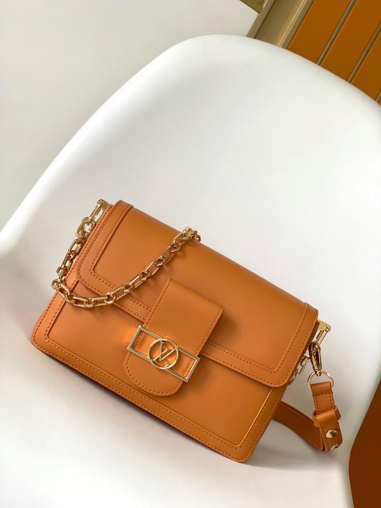 Classic Leather Shoulder Bag