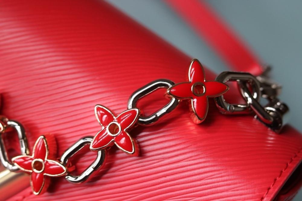 Modern Elegant Leather Shoulder Bag