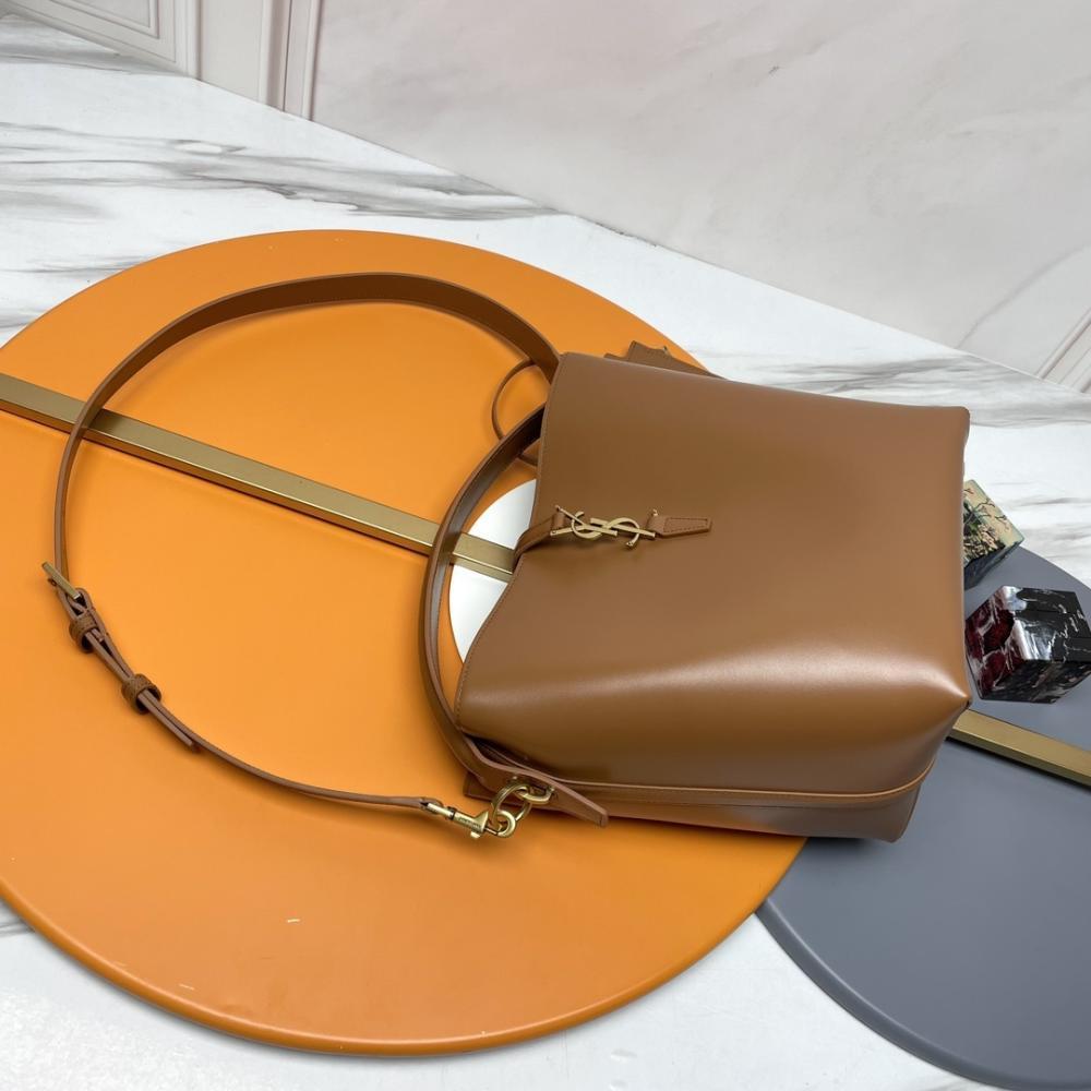 Bucket Bag