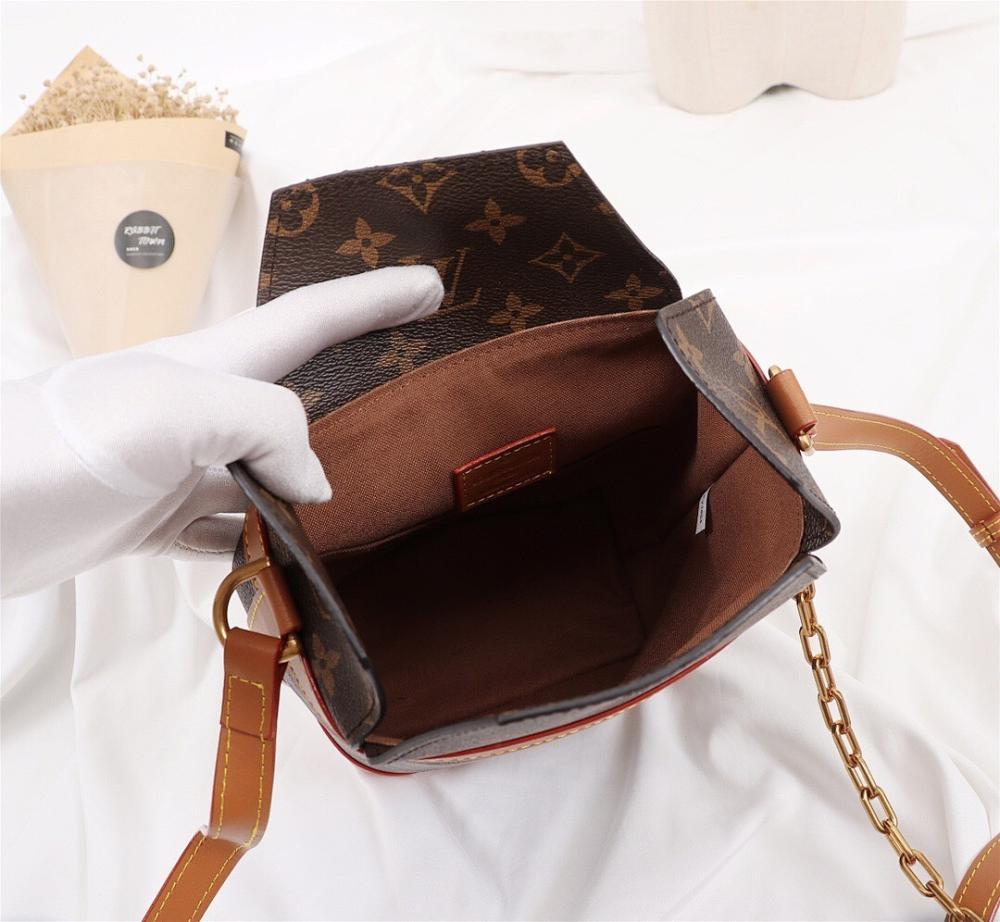 Stylish Monogram Leather Shoulder Bag – Limited Edition