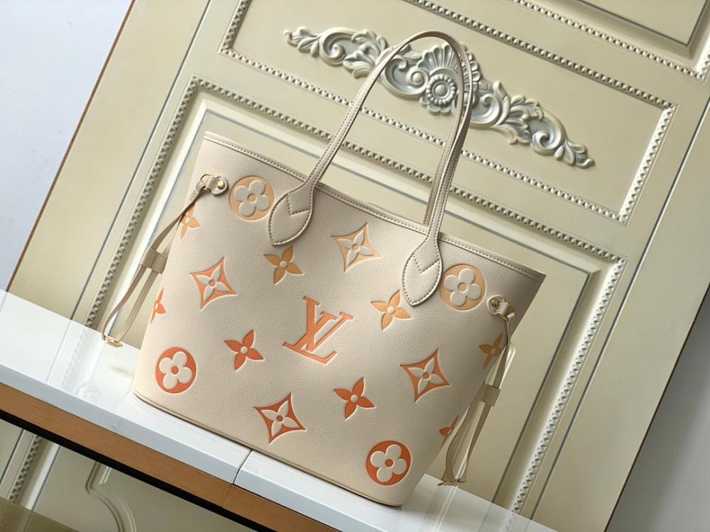 Modern Italian-Inspired Leather Shoulder Bag