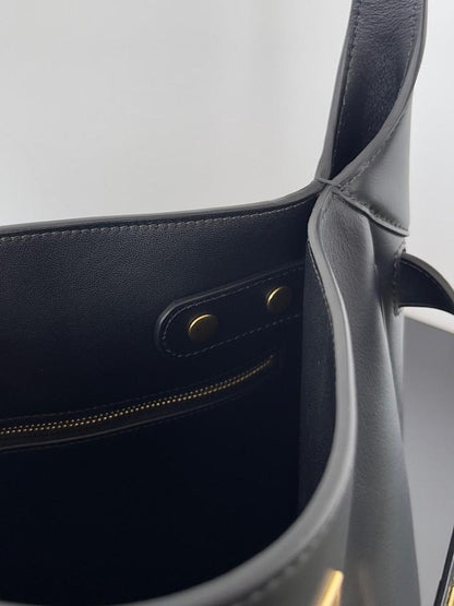 Modern Luxury Shoulder Bag