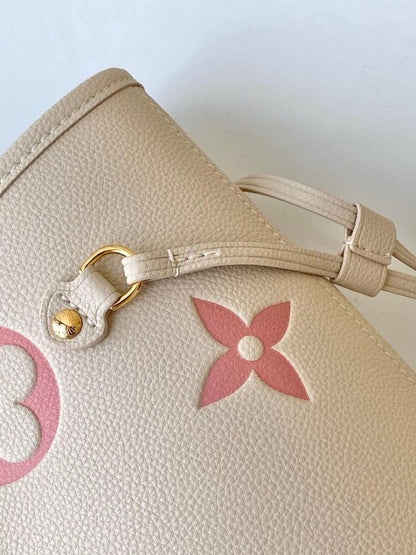 Stylish Leather Crossbody Bag – Limited Edition