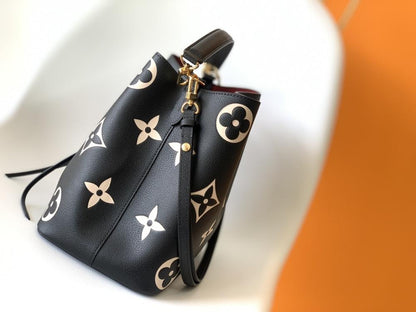 Bucket Bag