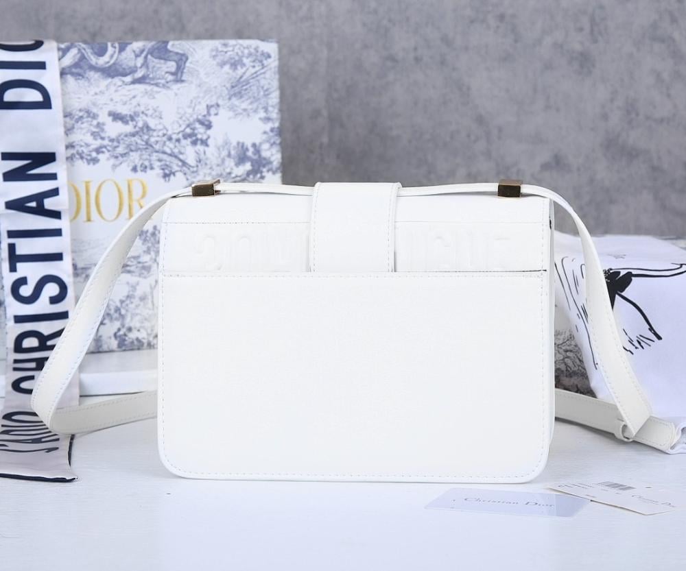 Classic Italian-Inspired Shoulder Bag