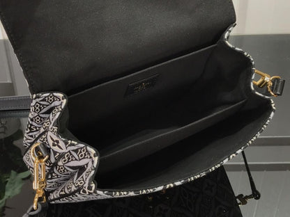 Classic Crossbody Bag