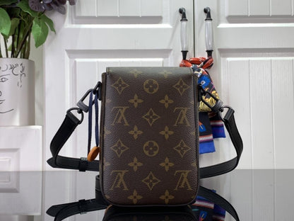 Elegant Shoulder Bag