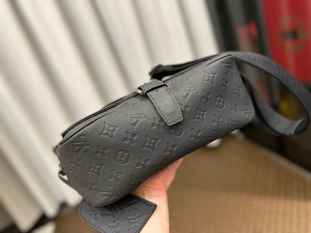 Luxury Calfskin Shoulder Bag – Special Edition