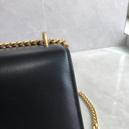 Modern Premium Silver Leather Bag