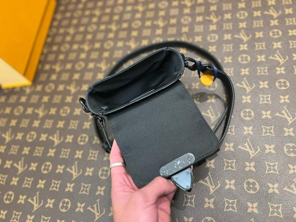 Modern Luxury Leather Shoulder Bag