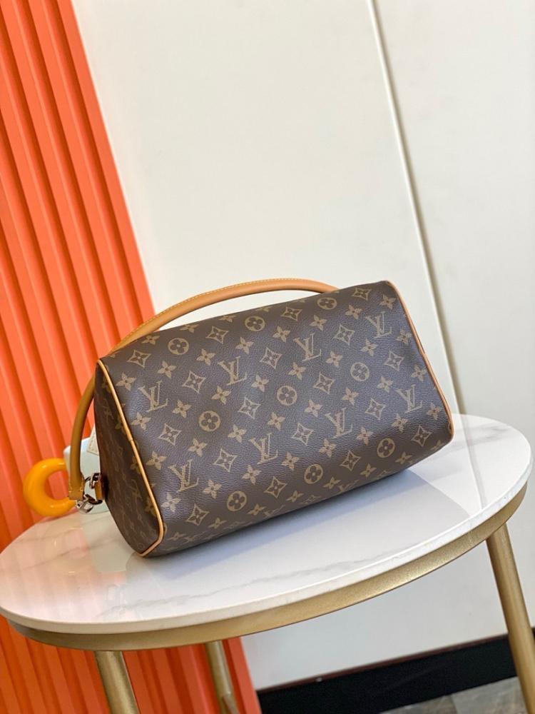 Stylish Refined Monogram Leather Shoulder Bag