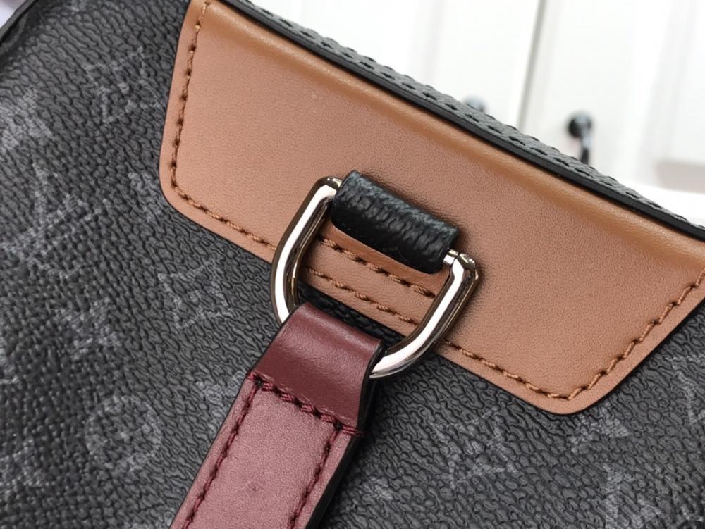 Classic Crossbody Bag