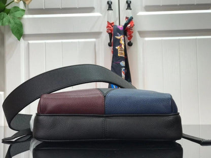 Messenger Bag