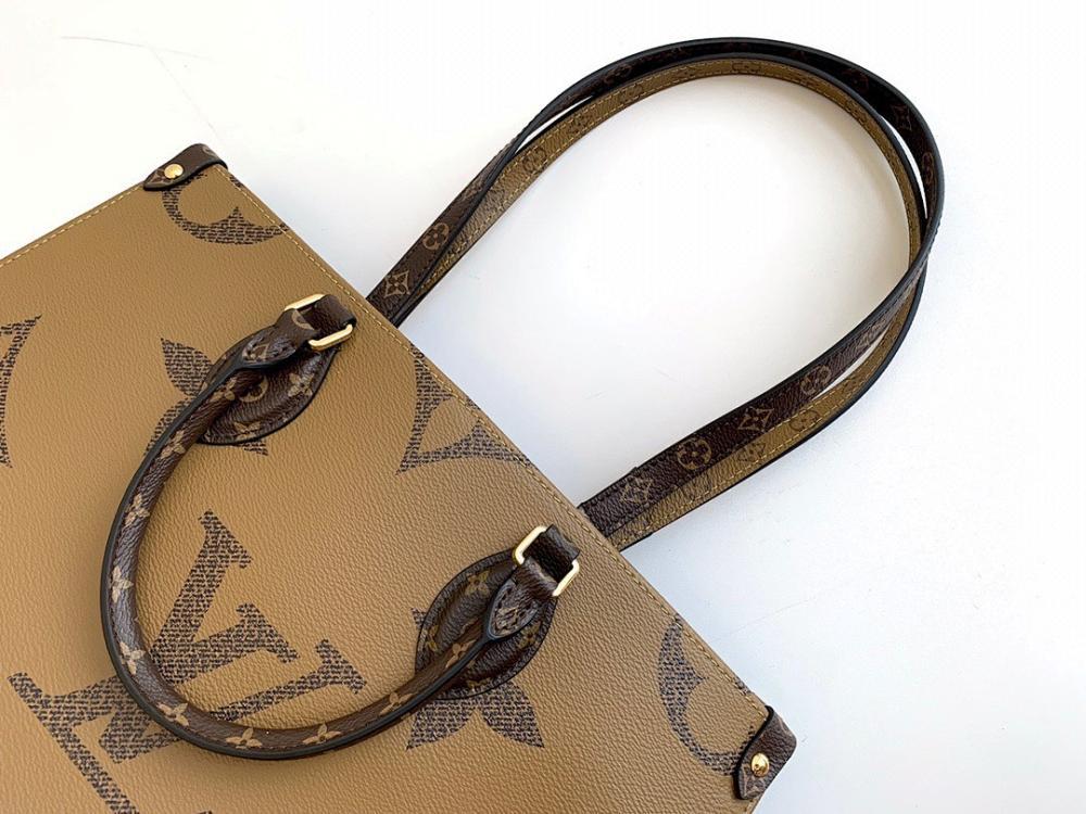 Modern Stylish Shoulder Bag