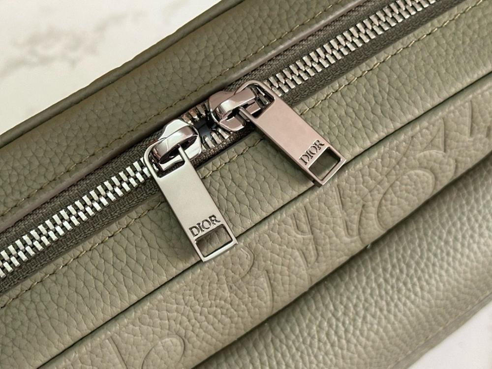 Elegant Printed Leather Shoulder Bag – Special Edition