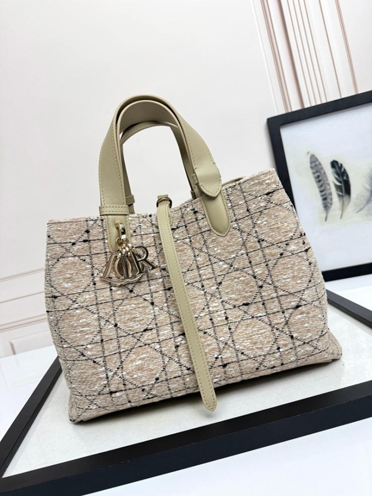Modern Refined Blue Jacquard Shoulder Bag