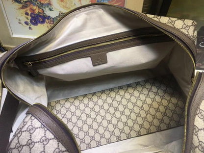 Elegant Shoulder Bag – Limited Edition