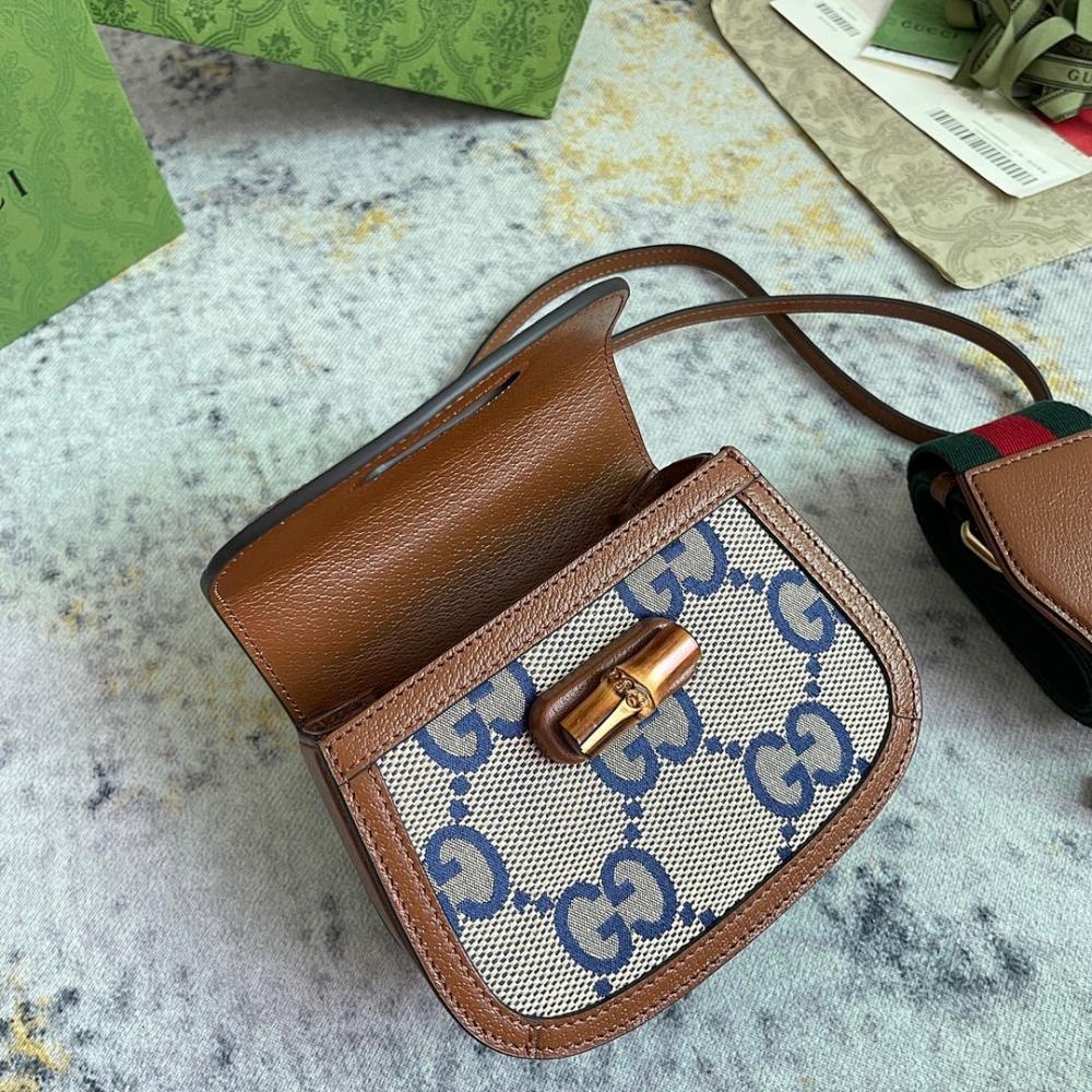 Modern Refined Top Handle Bag
