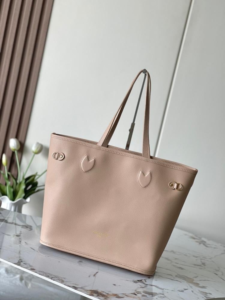 Neverfull Monogram Leather Shoulder Bag