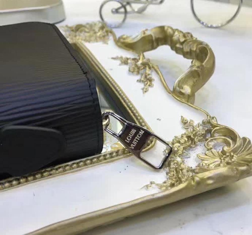 Italian-Inspired Elegant Top Handle Bag