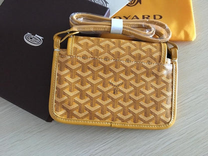 Modern Leather Crossbody Bag