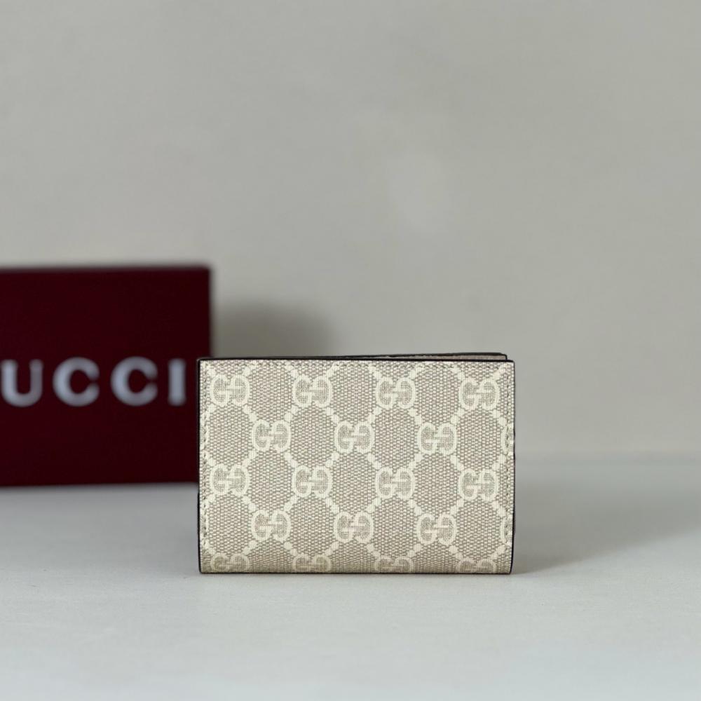 Elegant Wallet